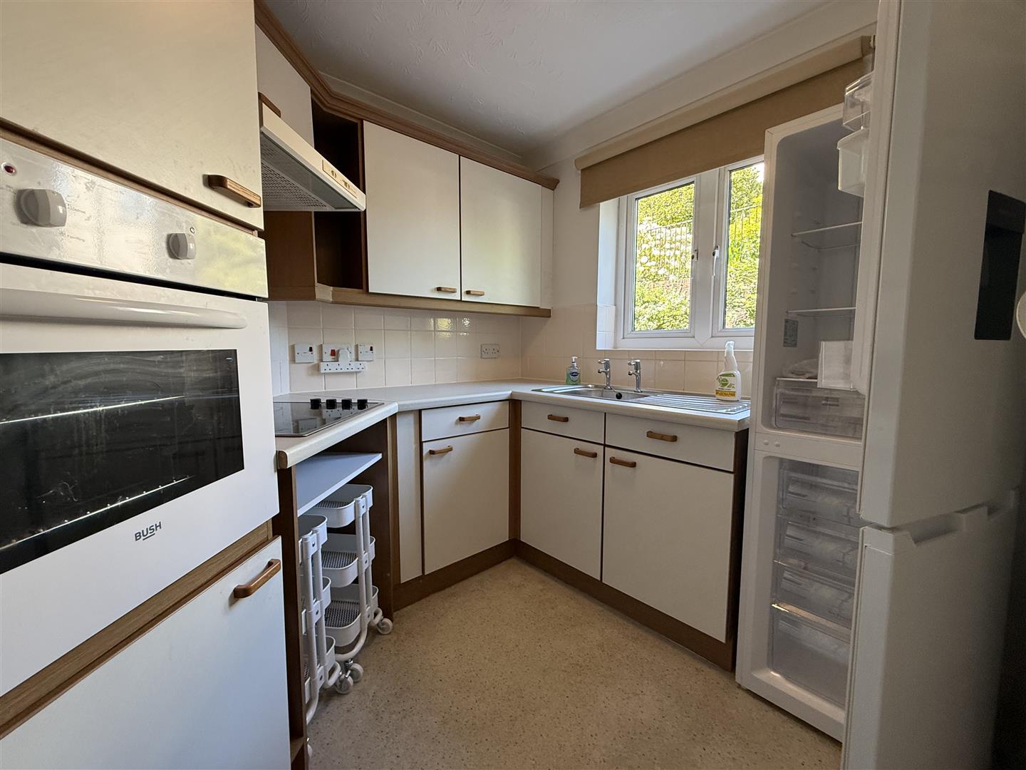Gower Road, Sketty, Swansea, SA2 9FB
